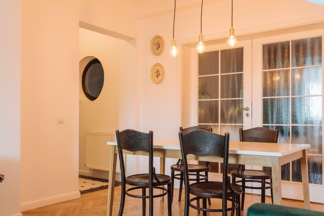 Brezoianu Spacious Flat Bucarest Esterno foto