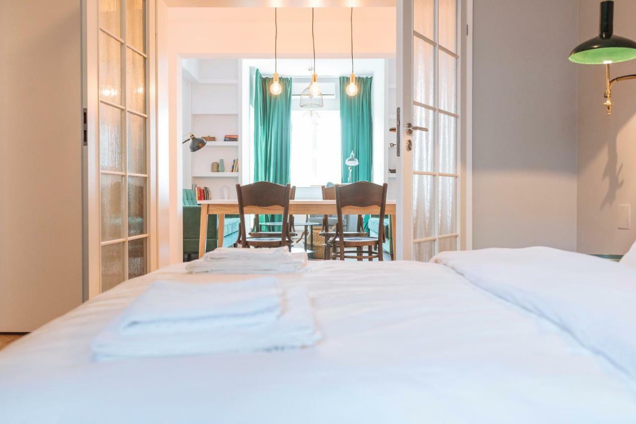 Brezoianu Spacious Flat Bucarest Esterno foto