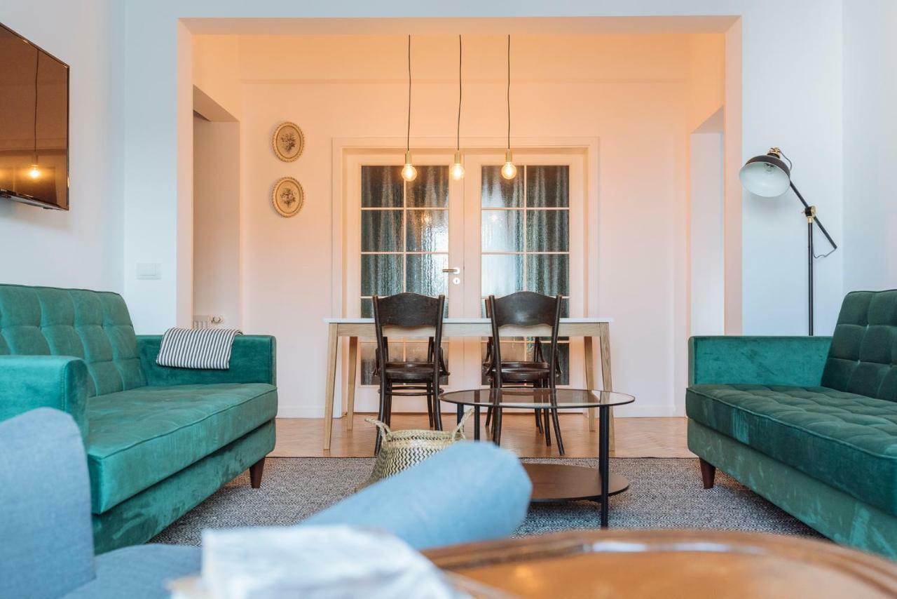 Brezoianu Spacious Flat Bucarest Esterno foto