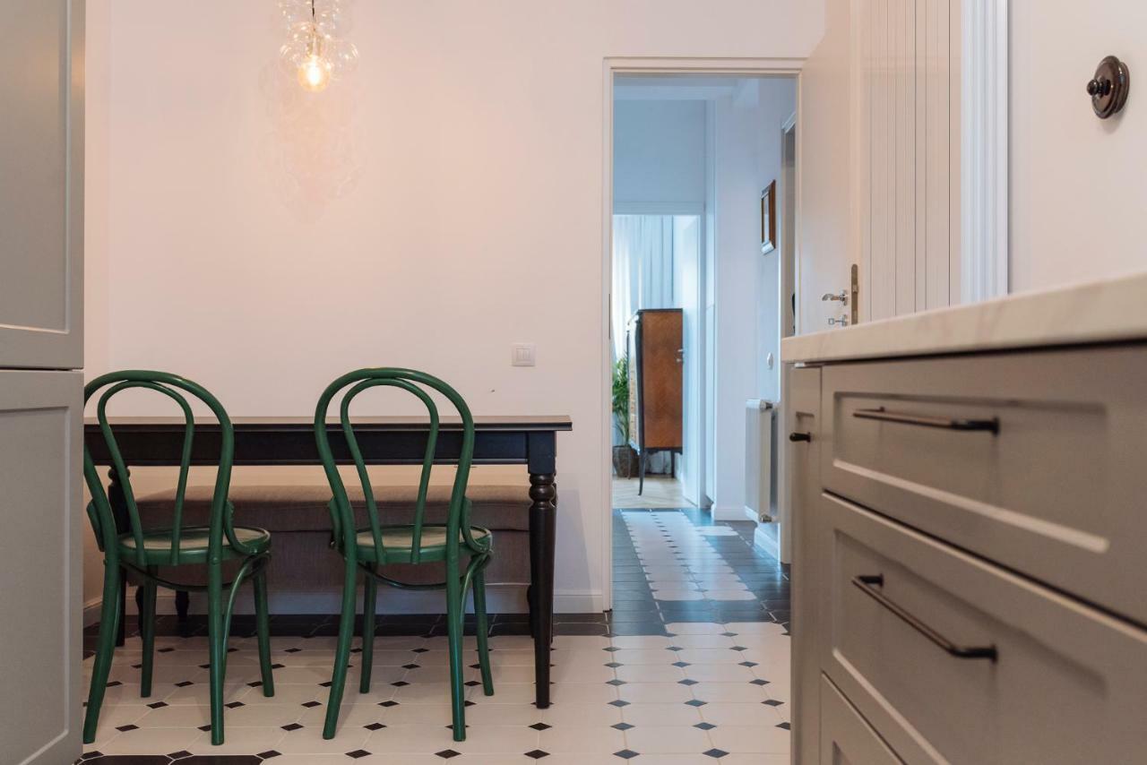 Brezoianu Spacious Flat Bucarest Esterno foto