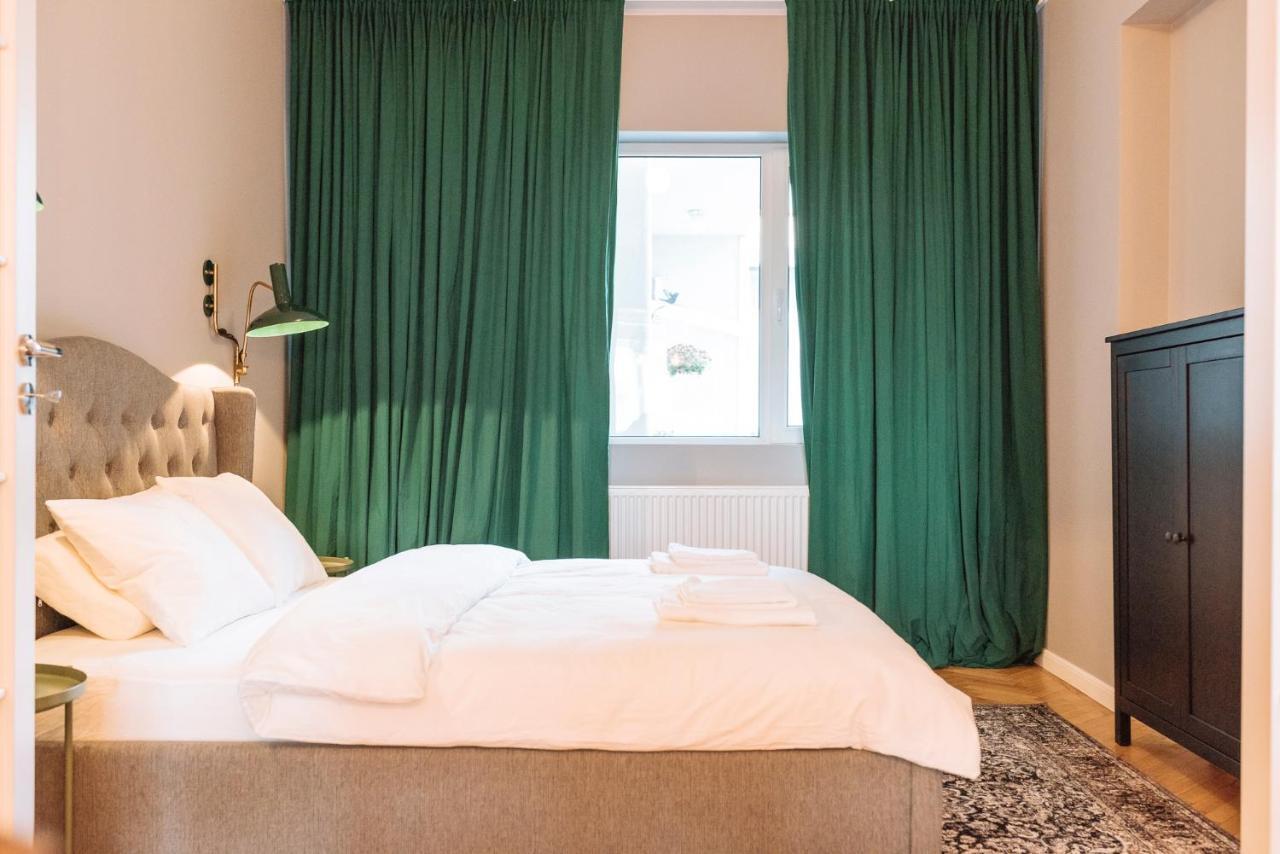 Brezoianu Spacious Flat Bucarest Esterno foto