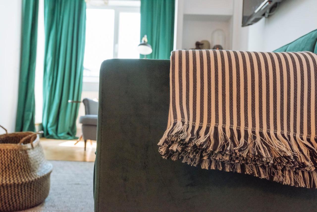 Brezoianu Spacious Flat Bucarest Esterno foto